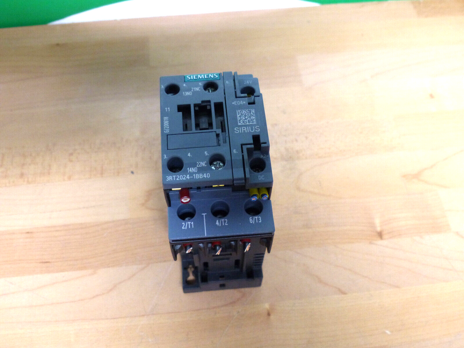 SIEMENS Sirius Leistungsschütz  3RT2024-1BB40 used s.Bilder