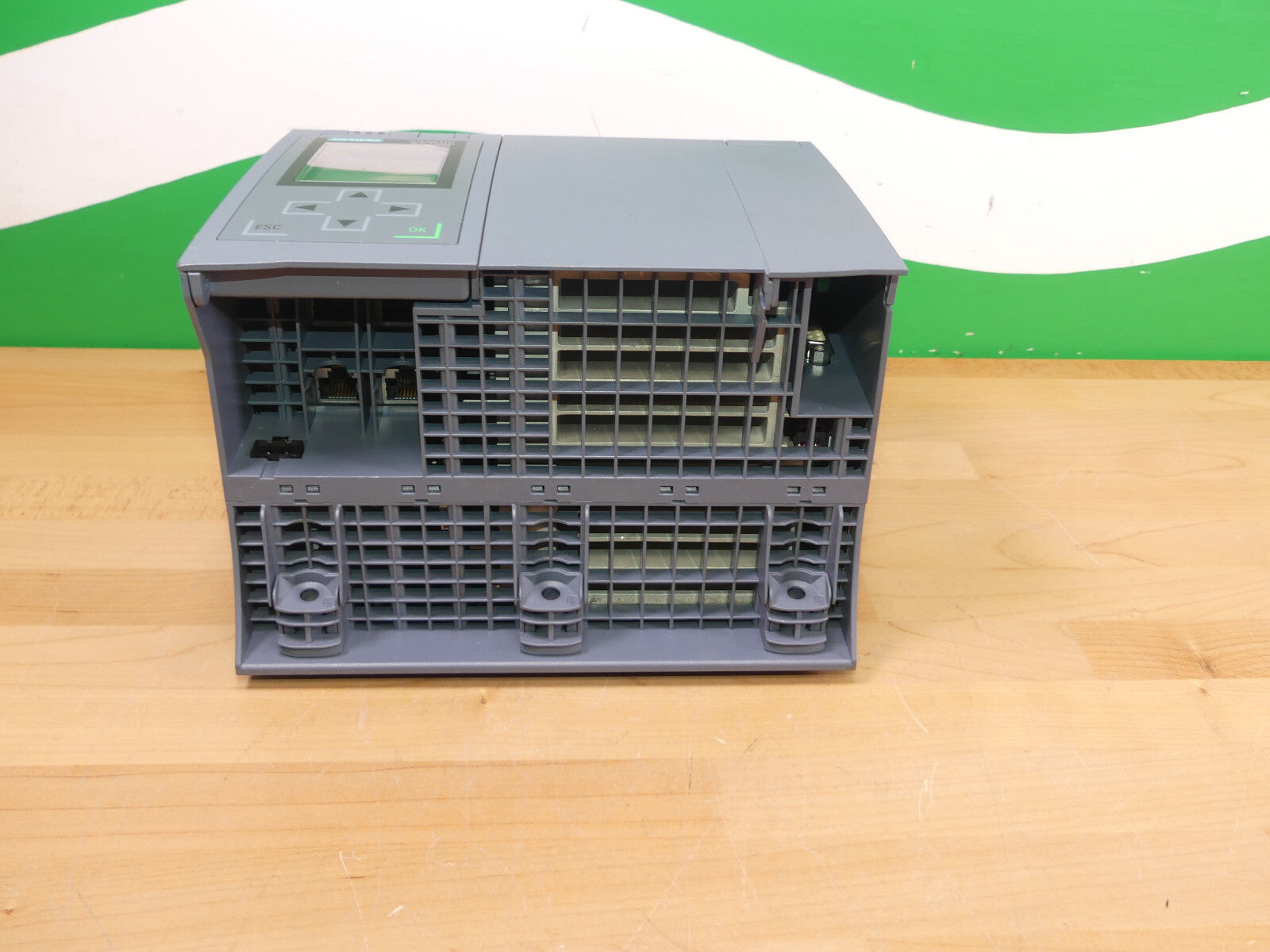 Siemens CPU  1518F-4 PN/DP MFP 6ES7518-4FX00-1AB0    6ES75184FX001AB0