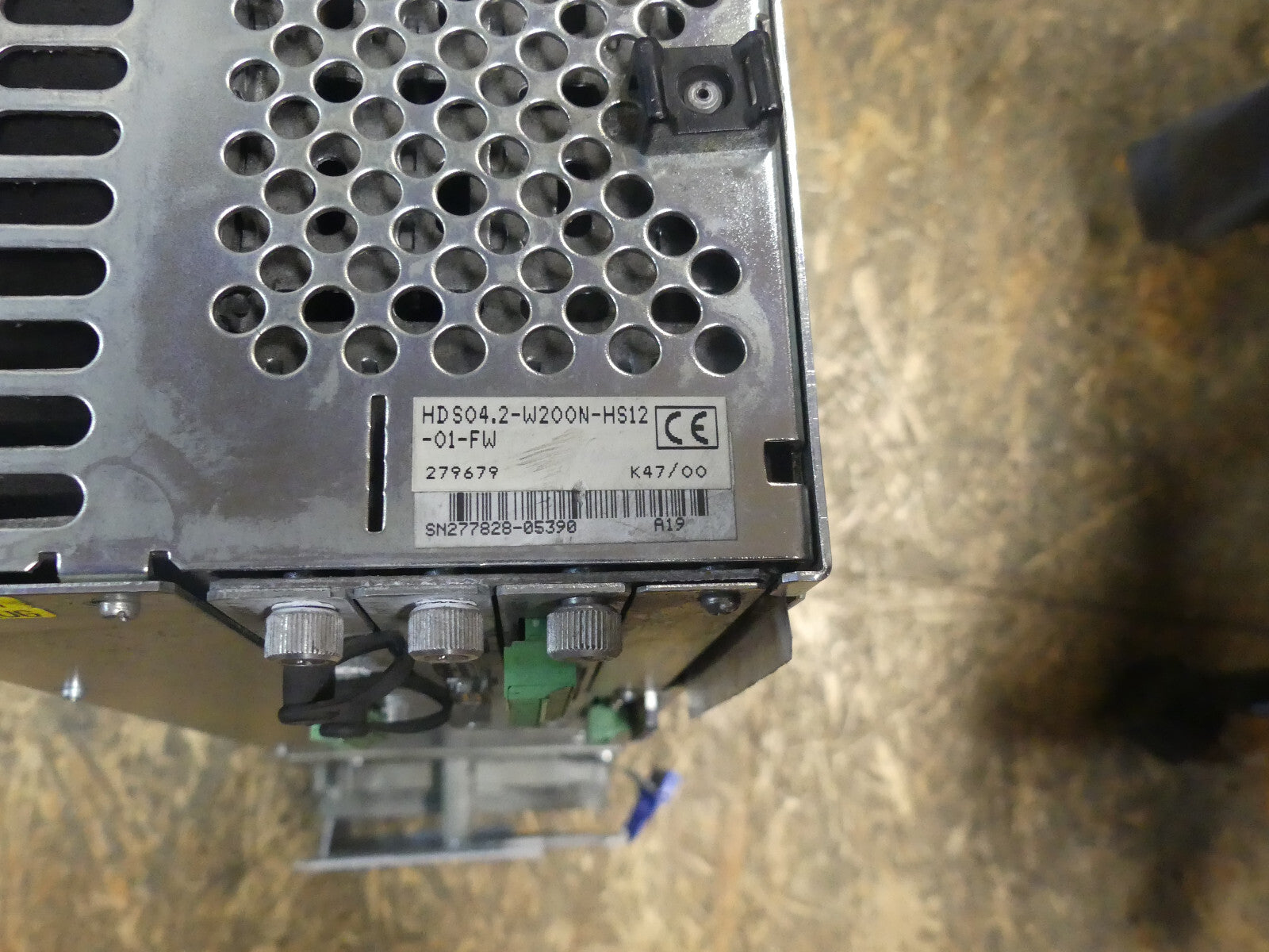 Rexroth Indramat AC-Controller  HDS04.2-W200N-HS12-01-FW leicht beschädigt