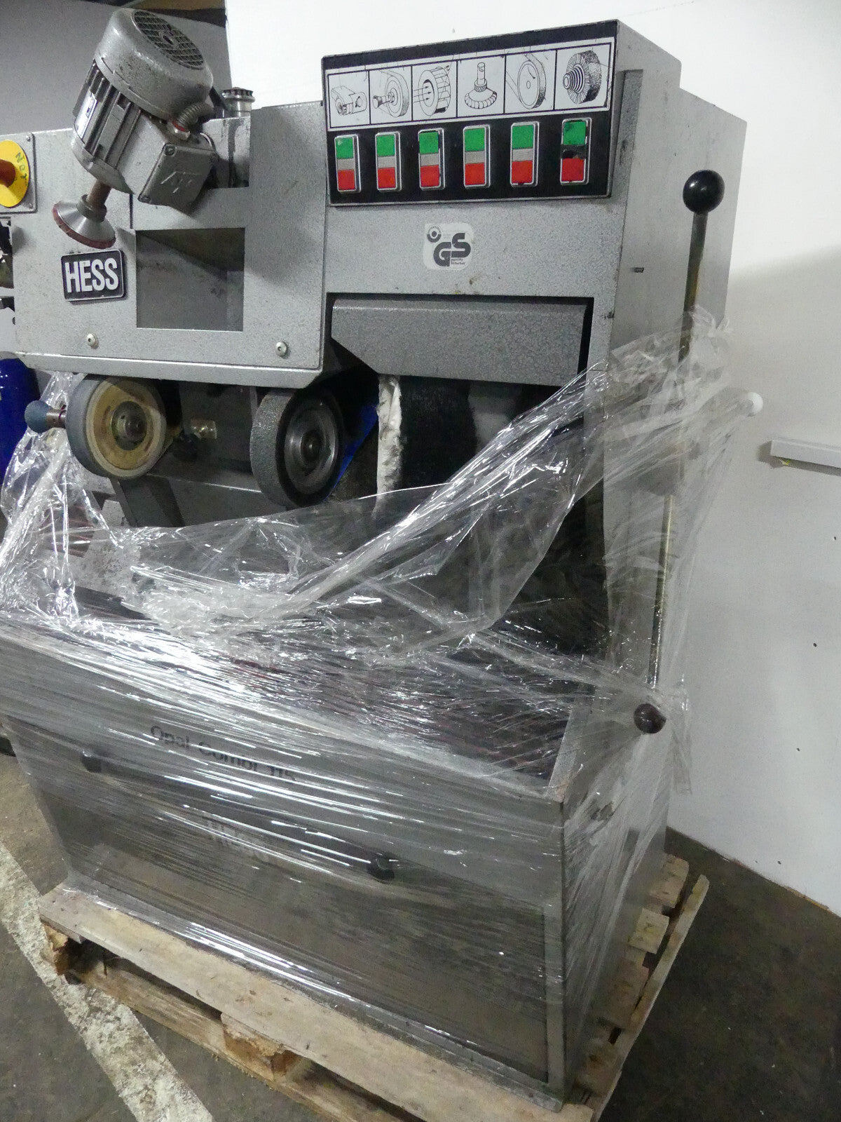 HESS Opal 115