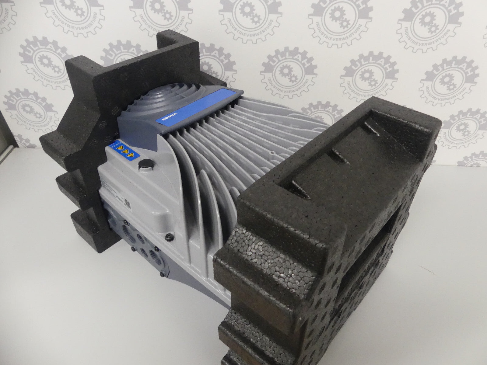 VACON 0100-3L0016-4-X