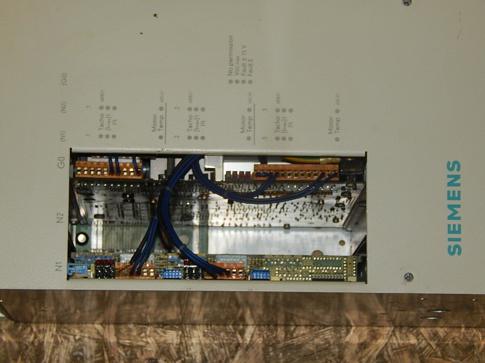  SIMODRIVE 6SC6101-2B-Z  SIEMENS Z=2XA20+610+V12+N12