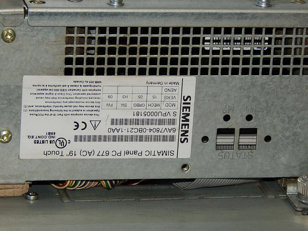  SIEMENS SIMATIC PANEL PC 677 6AV7804-0BC21-1AA0 // 6AV7 804-0BC21-1AA0  USED