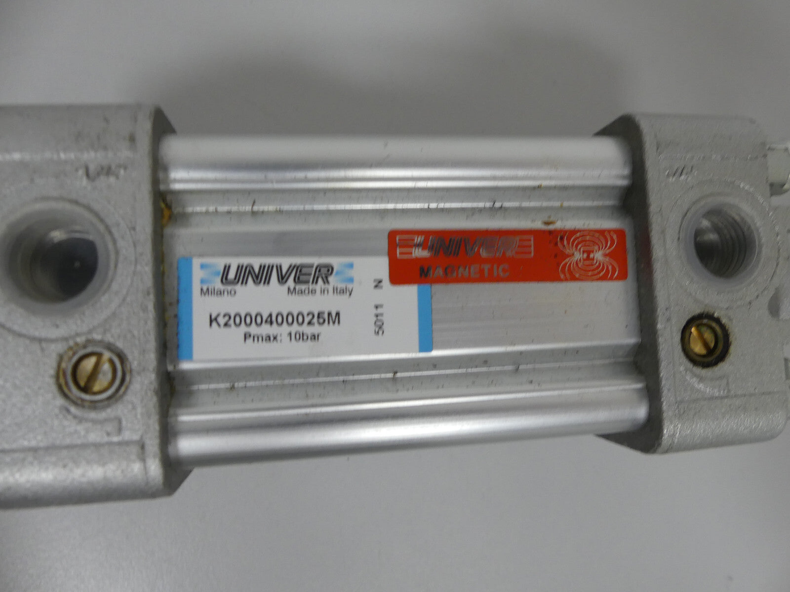 Univer K2000400025M