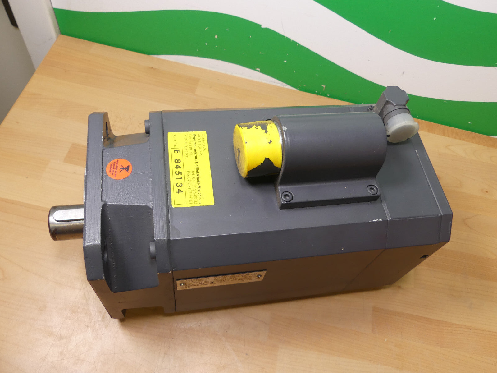 siemens 1ft6084-8ak72-4ad1-z used s.Bilder