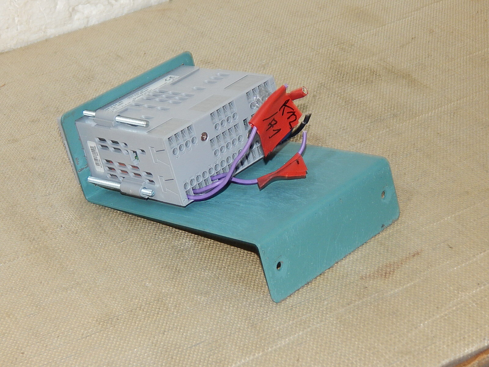  JUMO dTRON 308 703043/191-400-23/000 Temperaturregler Kompaktregler  s.Bilder