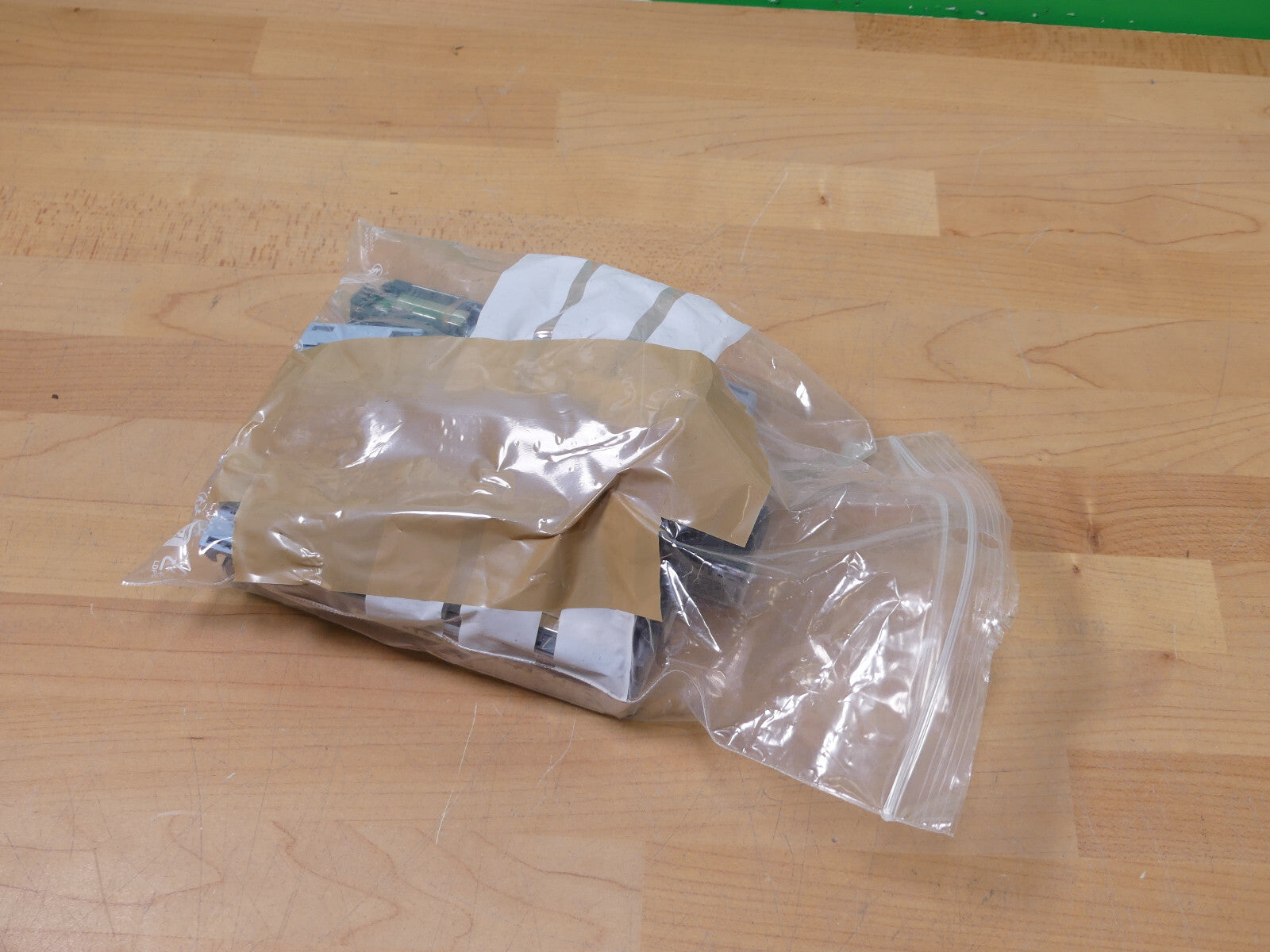 Siemens Simatic S7 6ES7 193-6BP00-0DU0  6ES7193-6BP00-0DU0