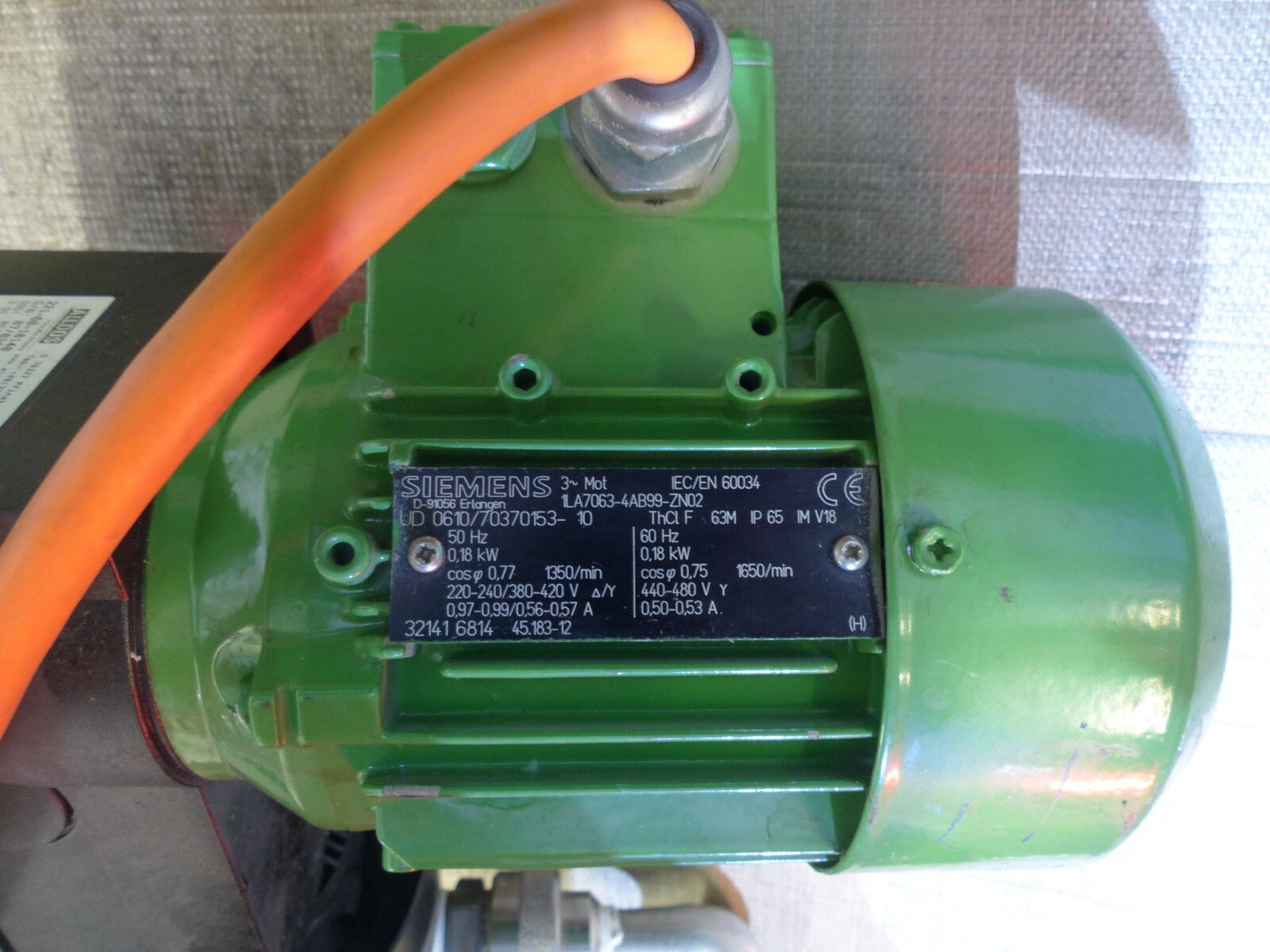  ALLDOS 221-60-10140 + Siemens 1LA7063-4AB99-ZN02