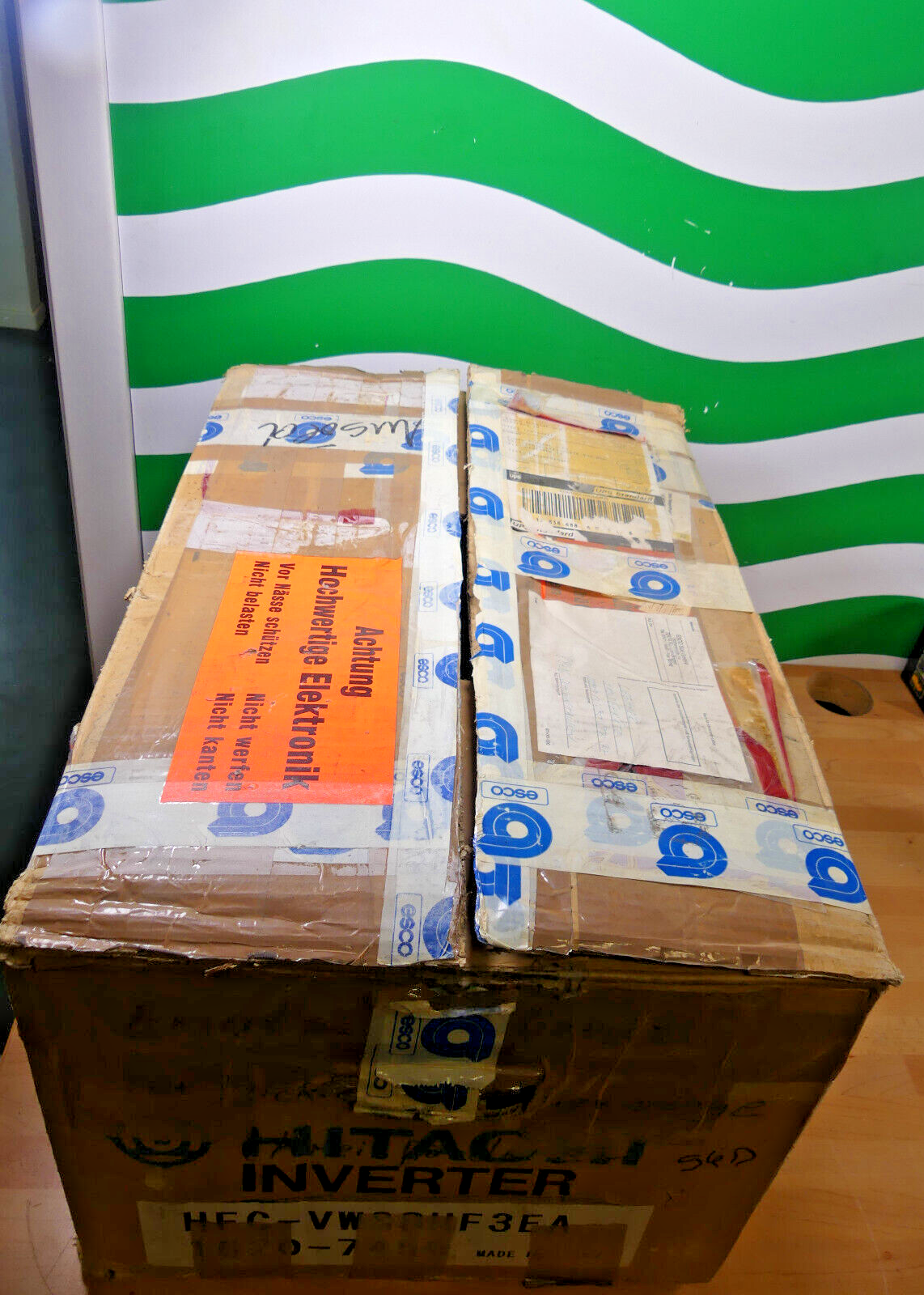 Hitachi Frequenzumrichter HFC-VWS S3A 8HF3EA