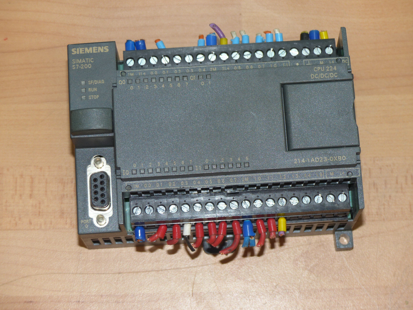 Siemens SIMATIC S7-200 CPU224  6ES7214-1AD23-0XB0   6ES7 214-1AD23-0XB0