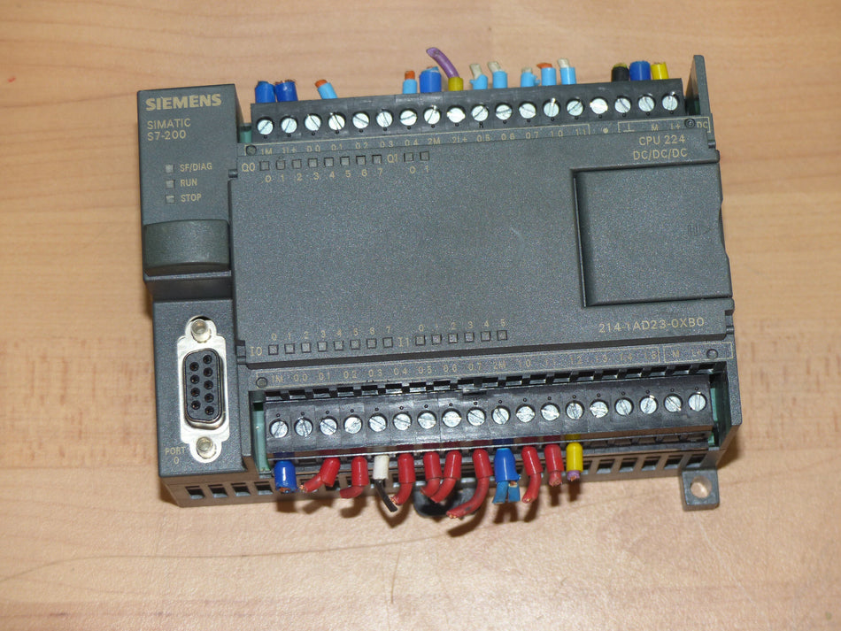 Siemens SIMATIC S7-200 CPU224  6ES7214-1AD23-0XB0   6ES7 214-1AD23-0XB0