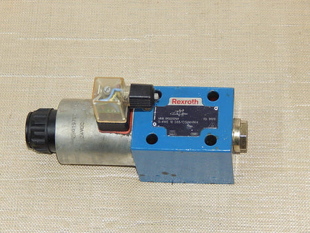 Rexroth  Wegeventil Mengenübersetzer  5-4WE 10 D33/CG24N9K4 Used