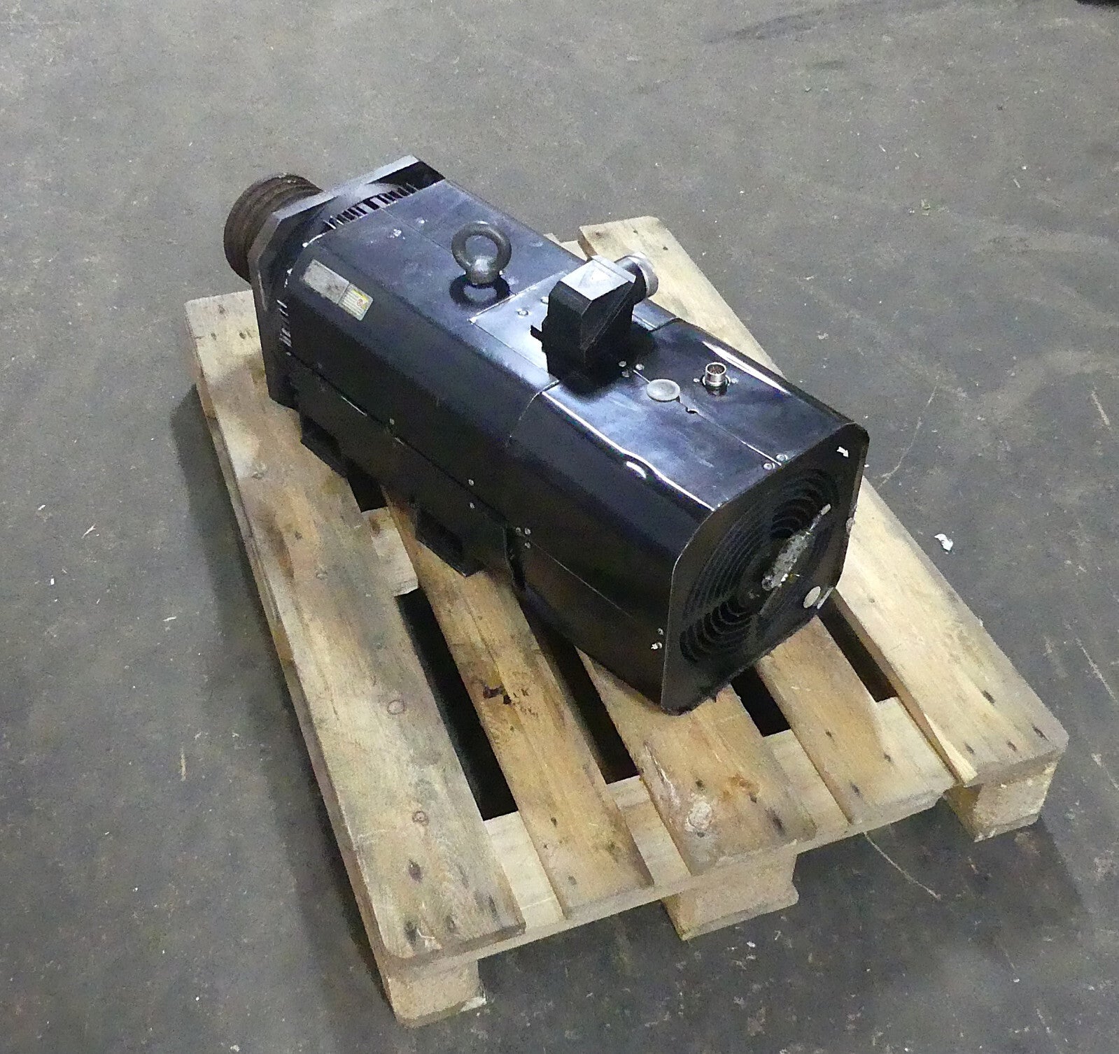 Rexroth 3-Phase Induction Motor 2AD164B-B35OA2-DS06-C2V1