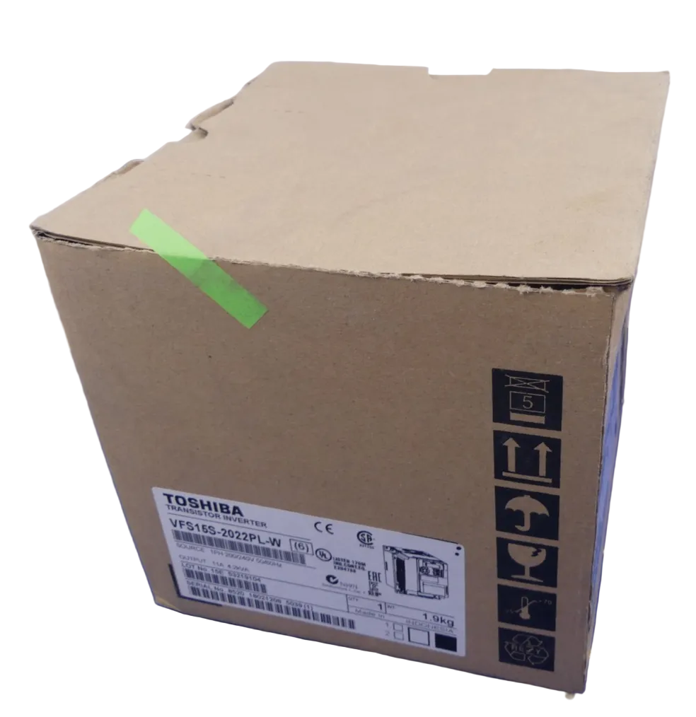 Toshiba Tosvert VFS15S-2022PL-W Transistor Inverter