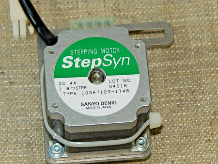 Sanyo Denki Stepping Motor StepSyn 103H7123-1746 Used