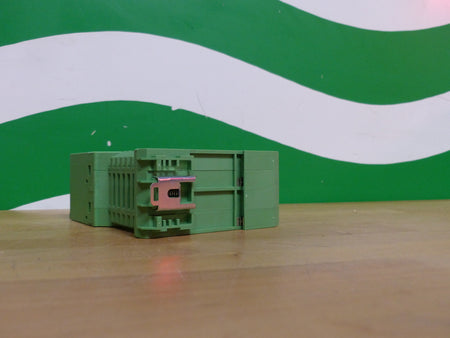 Phoenix Contact Class II Repeater 2832551    FL HUB 8TX-ZF   HW: 03