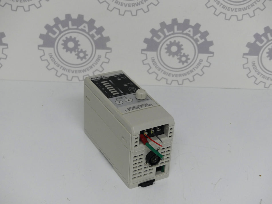 Keyence  SJ-F100W  Steuergerät 