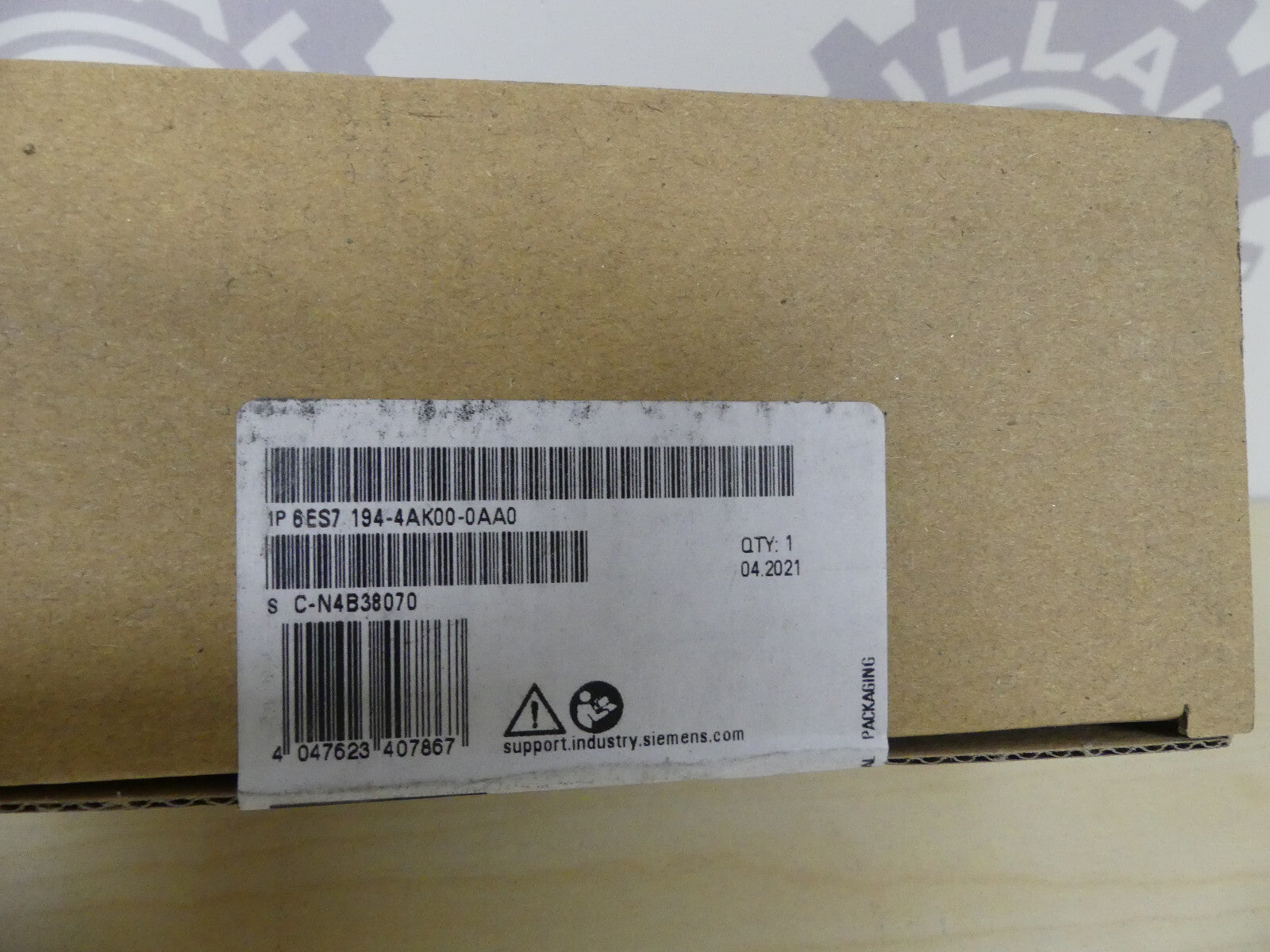 SIEMENS 6ES7 194-4AK00-0AA0