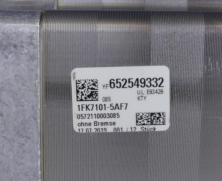 Siemens SIMOTICS  servo motor 1FK7101-5AF71-1DG0