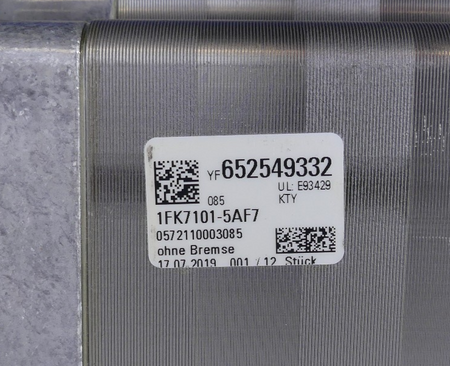 Siemens SIMOTICS  servo motor 1FK7101-5AF71-1DG0