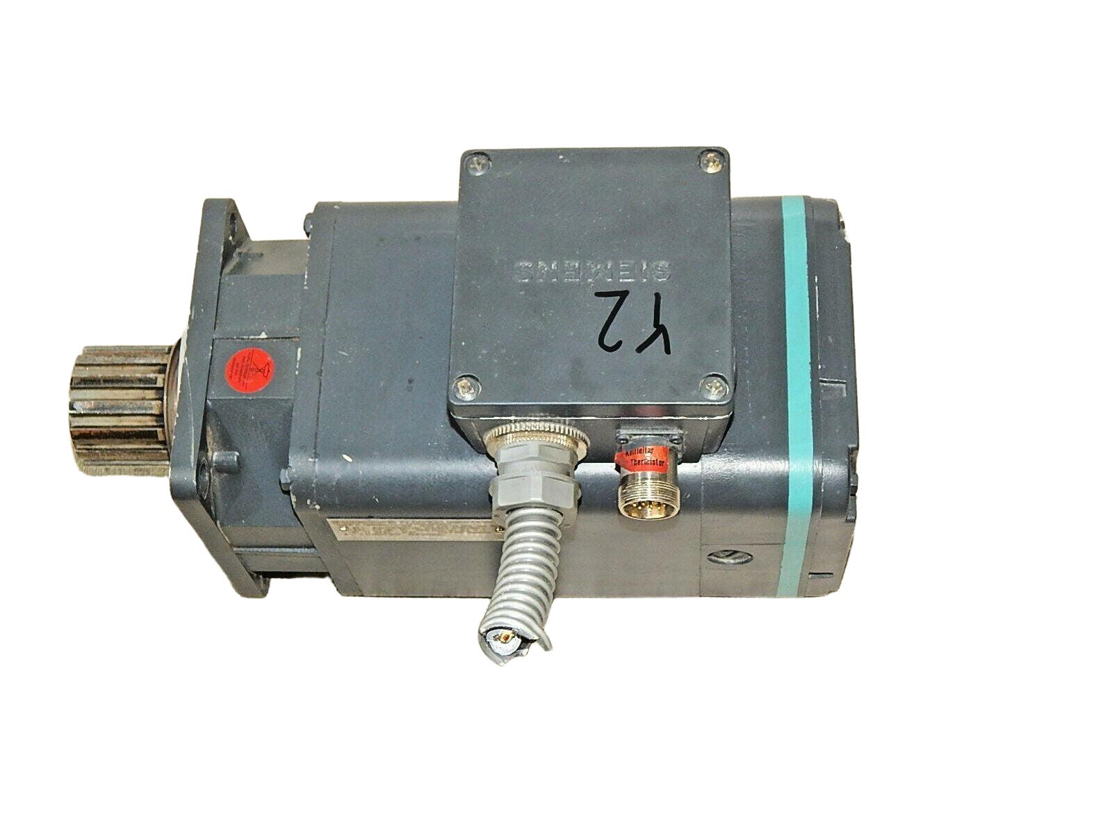 Siemens Permanent-Magnet-Motor 1FT5072-0AF01-2 Leicht beschädigt s.Bilder