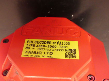 Fanuc A06B-0237-B100 Servomotor / Pulsecoder Type A860-2000-T301