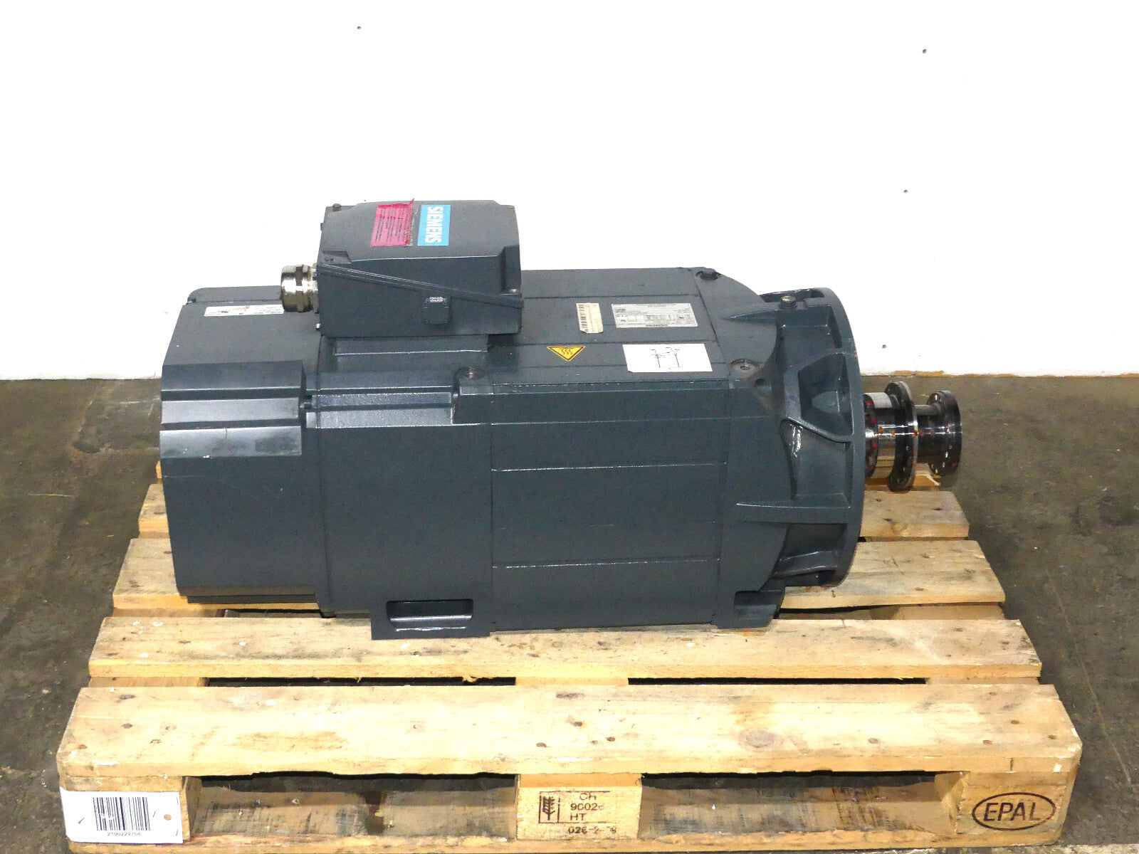 Siemens 1PH8184-1DF030CA1-Z  1PH8184-1DF030-CA1-Z