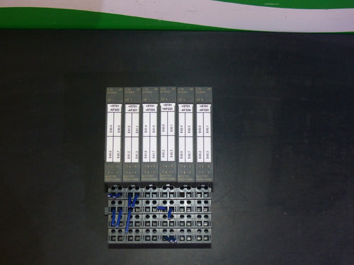 6x Siemens 6ES7 131-4BD01-0AB0 // 6ES7131-4BD01-0AB0