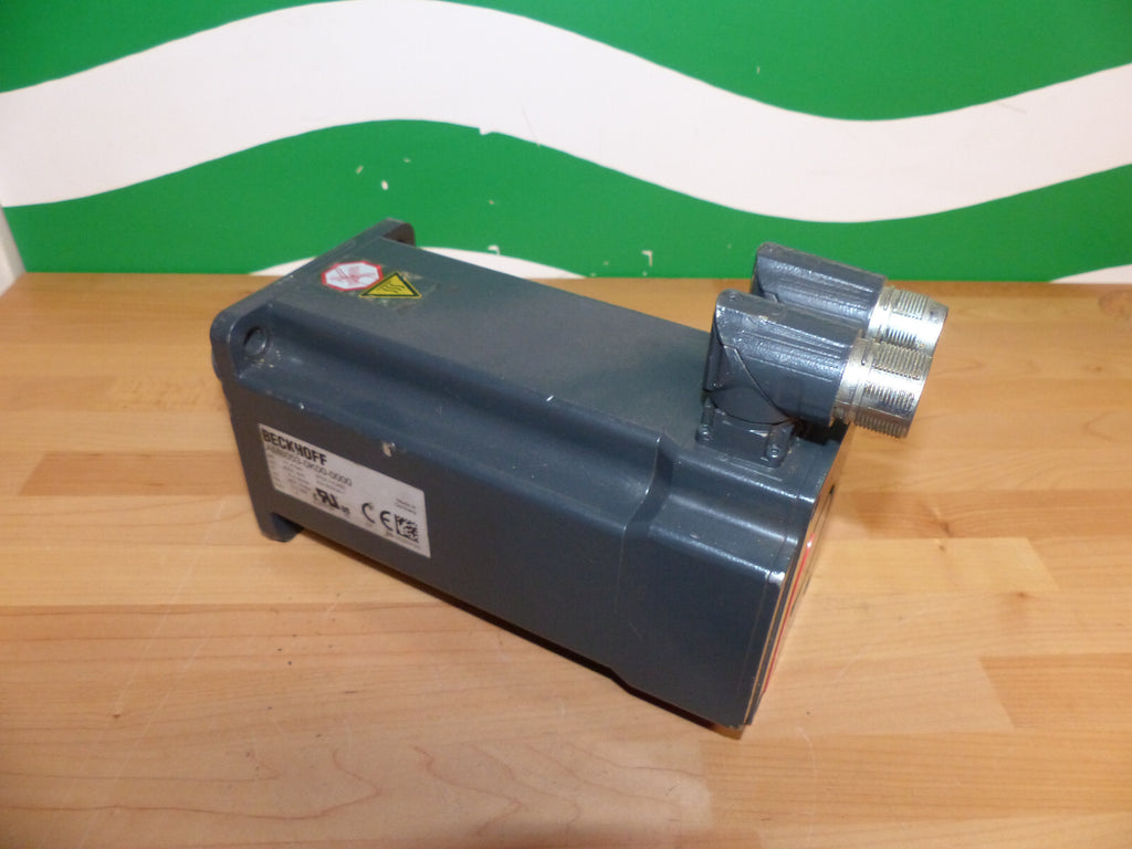 Beckhoff  Servomotor AM8053-0K00-0000 anschluss beschädigt s.Bilder