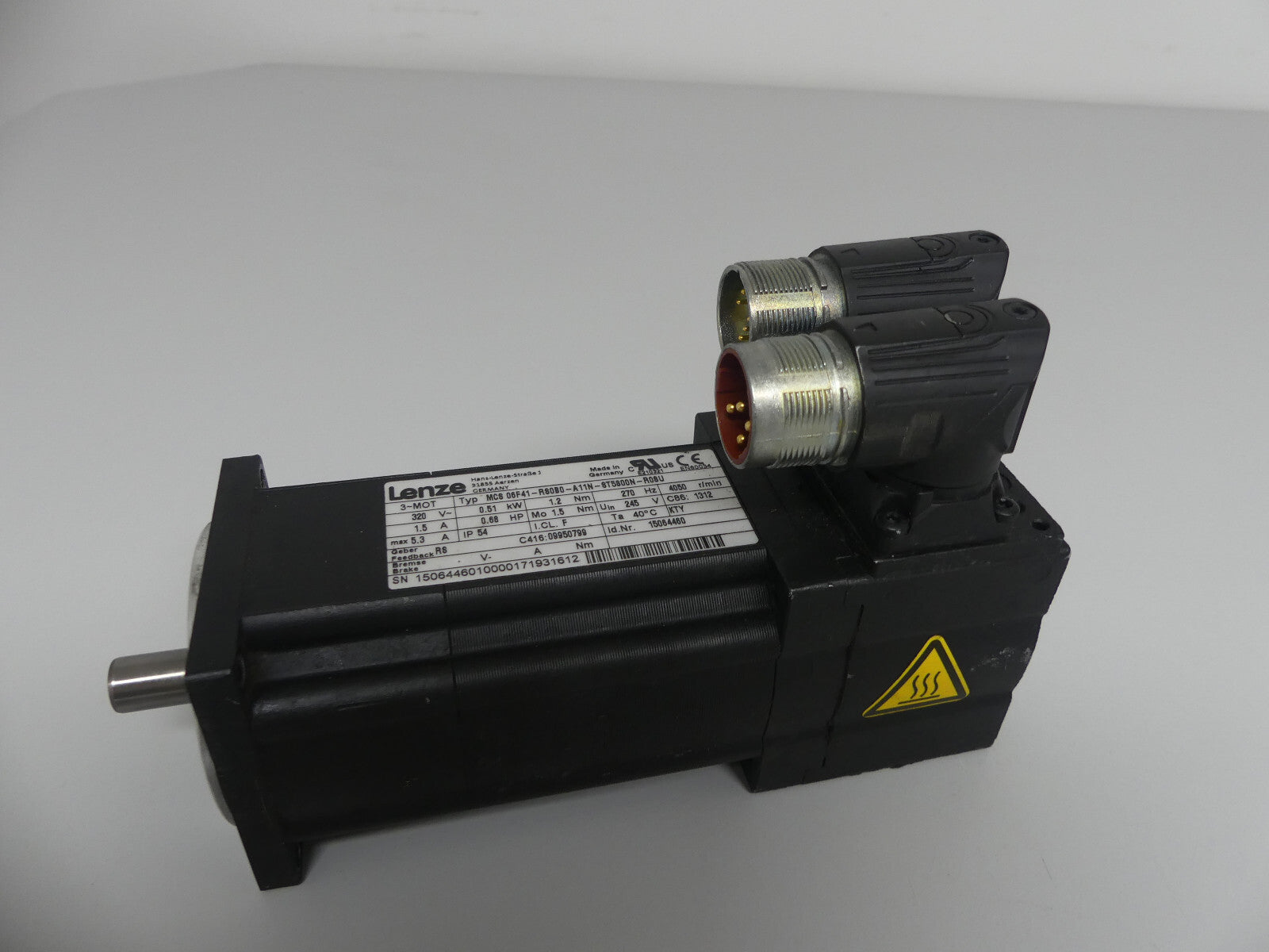 Lenze MCS 06F41-R80B0-A11N-ST5800N-R08U