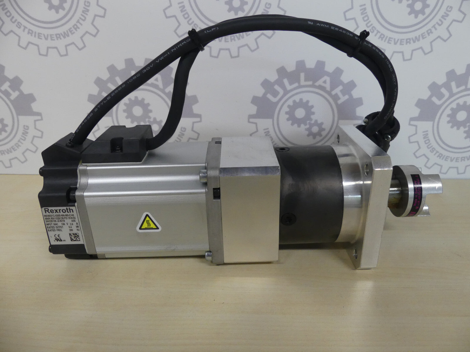 REXROTH MSM031C-0300-NN-M0-CH0 + NEUGART PLE 60/70 i=10