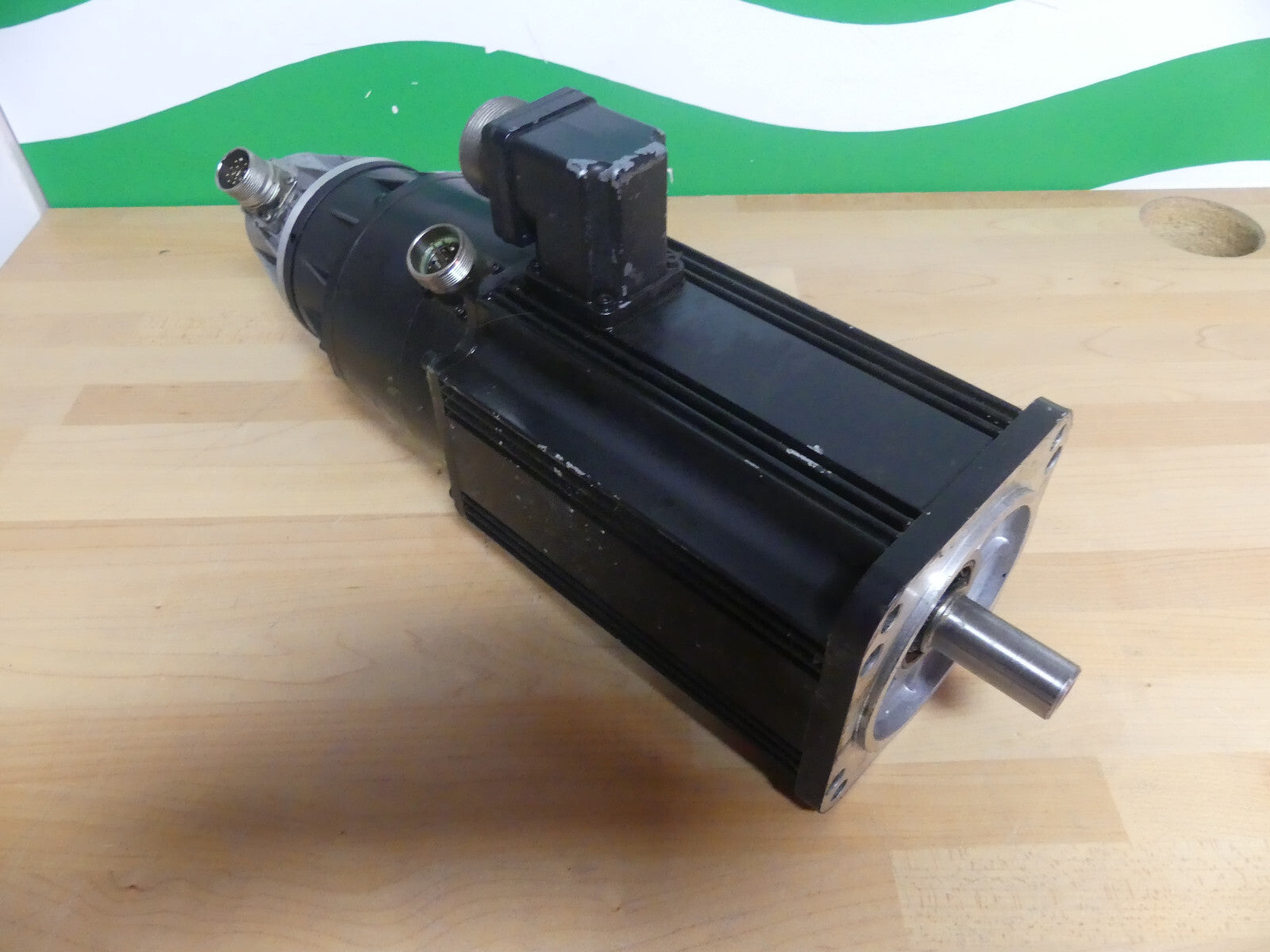Indramat MAC071B-0-TS-4-C/095-B-1/WI518LV