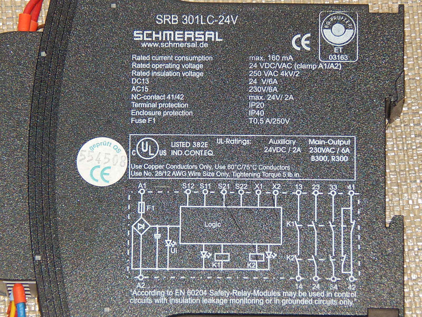  Schmersal SRB 301LC-24V // SRB301LC-24V  Sicherheitsrelais  used