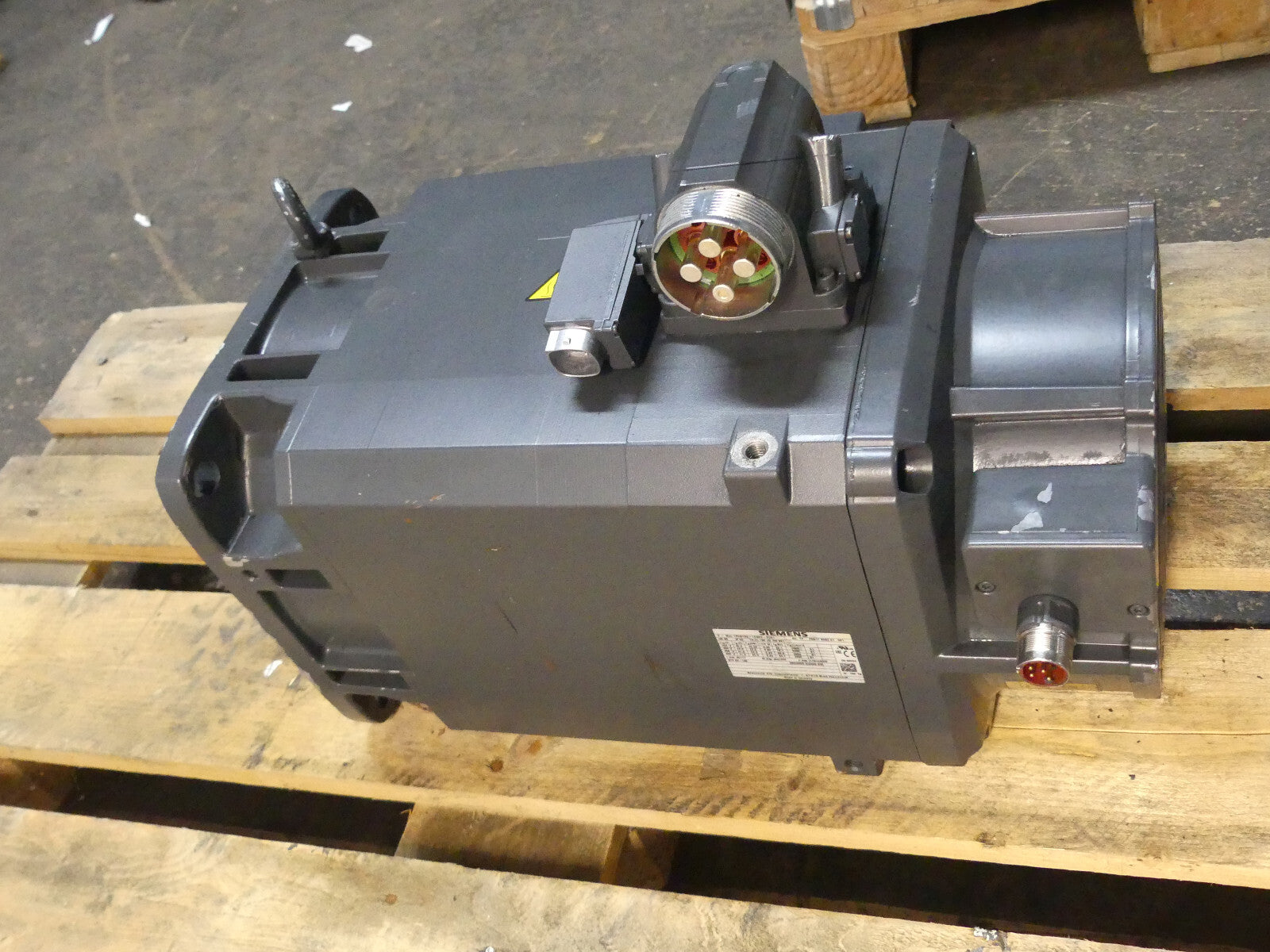 Siemens  1PH8133-1DG02-0CE1