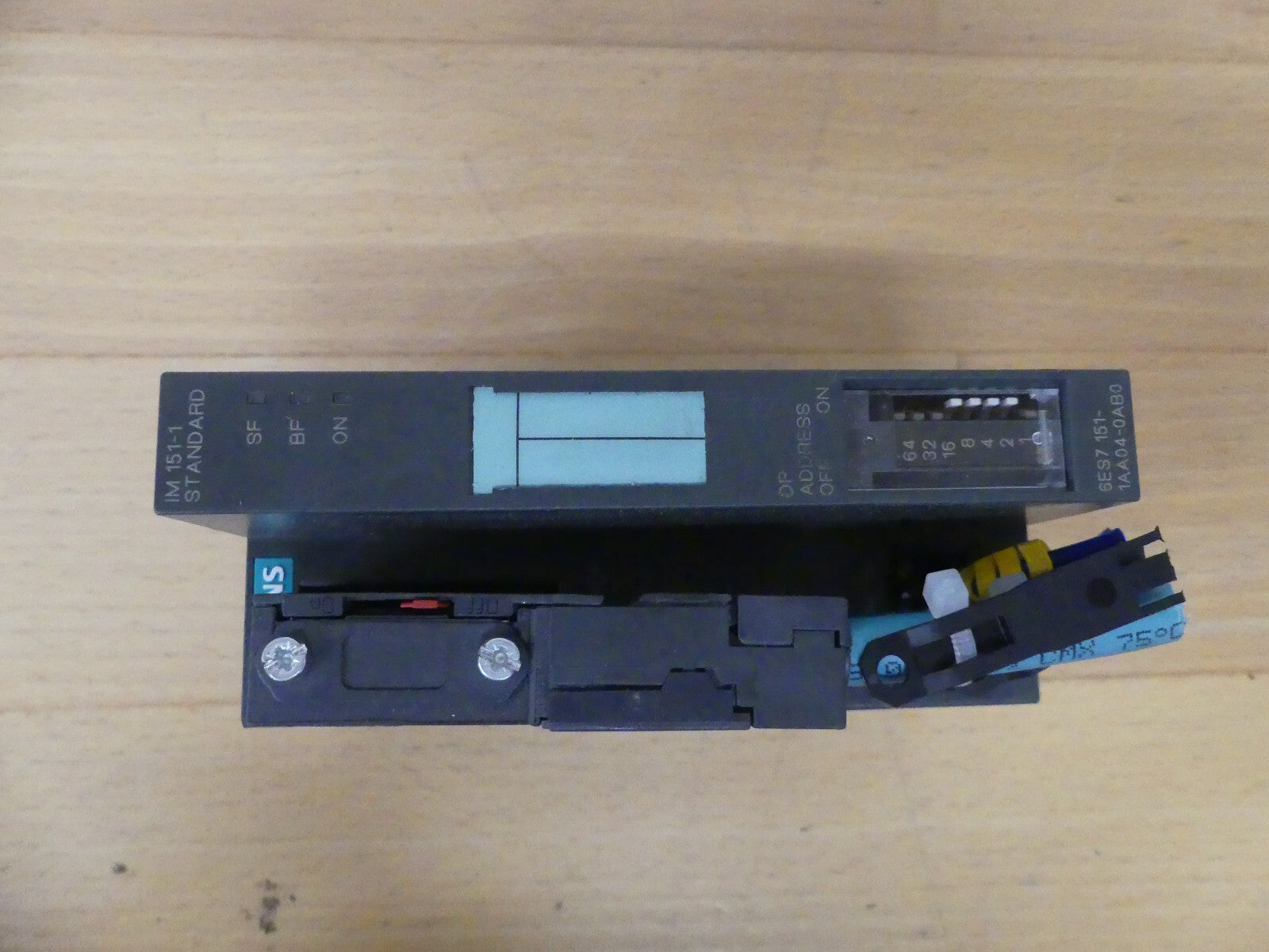 SIEMENS 6ES7 151-1AA04-0AB0