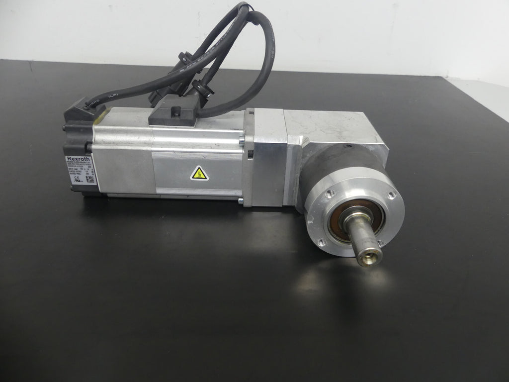 Rexroth MSM031C-0300-NN-M0-CH1 mit Neugart WPLE 60 Winkelgetriebe