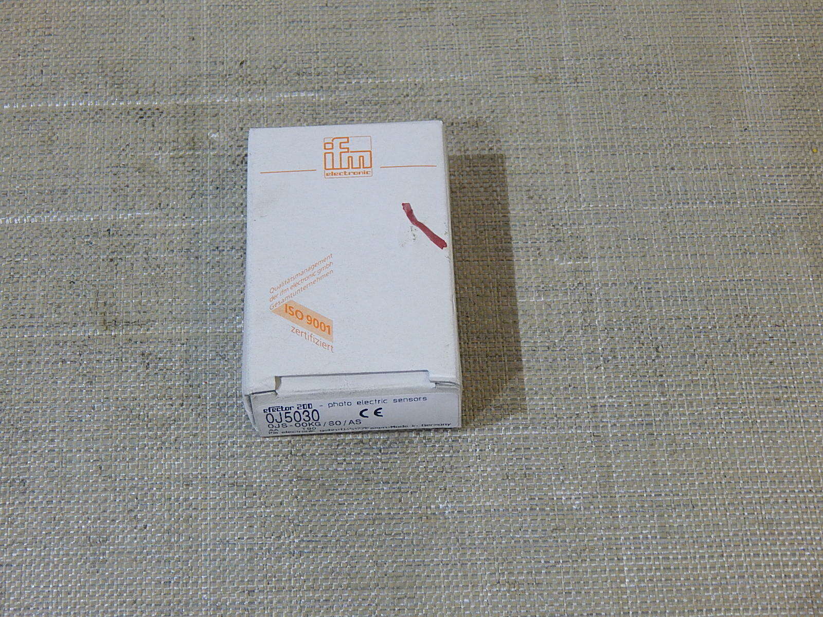 ifm 0J5030  0JS-00KG/S0/AS  Photo electric Sensor New