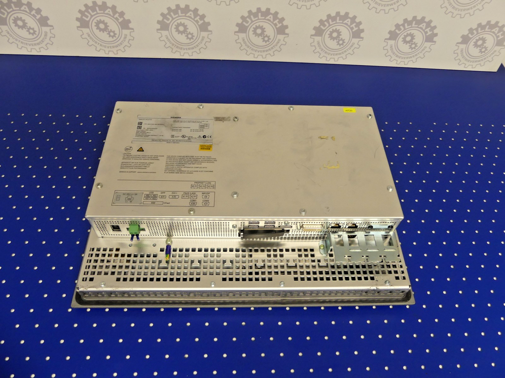 SIEMENS SIMATIC IPC477D 6AV7240-3BC04-0HA0