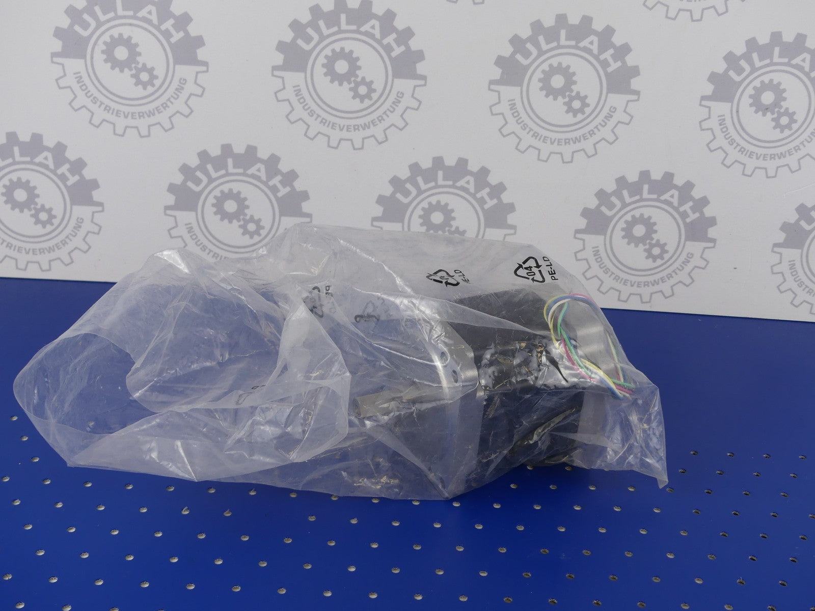 VEXTA STEPPING MOTOR PK299-03AA