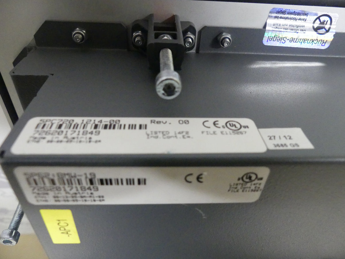 B&R 5PC720.1214-00, Bildschirm leicht abgekratzt s. Bilder