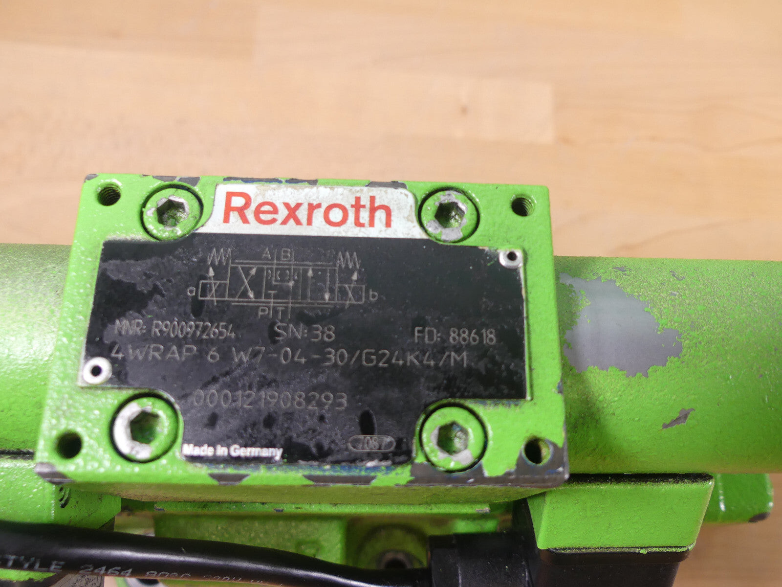 Rexroth 4WRKE 16 E200L-33/6EG24ETK31/A5D3M