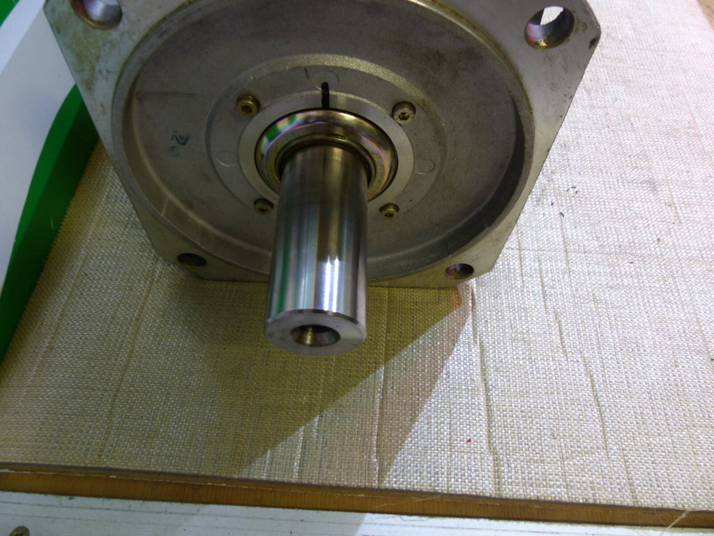 SIEMENS 1FT6105-1AC71-1AG1 Servomotor 