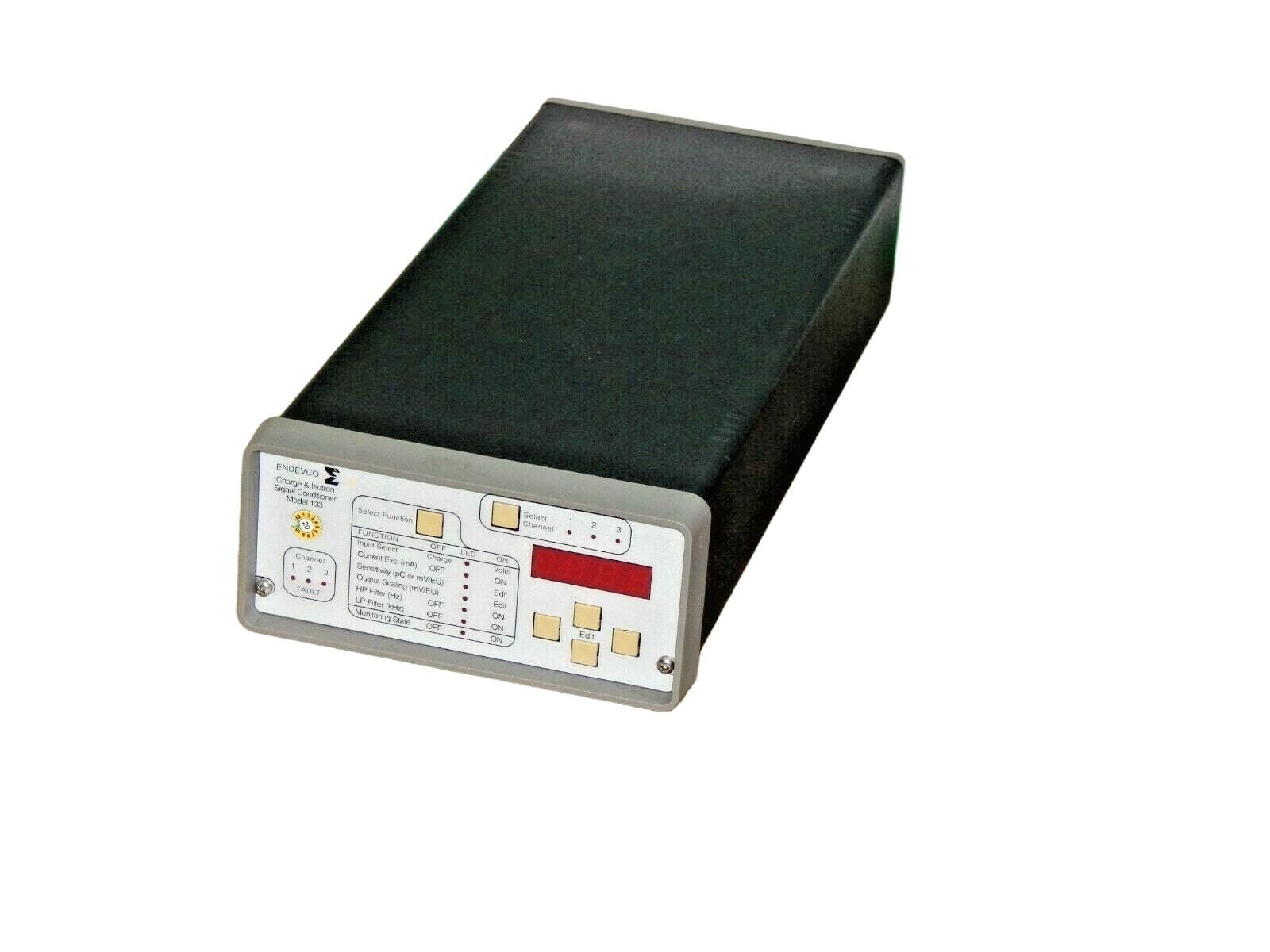  Endevco Modell 133 Signal Conditioner  S/N BW33 used