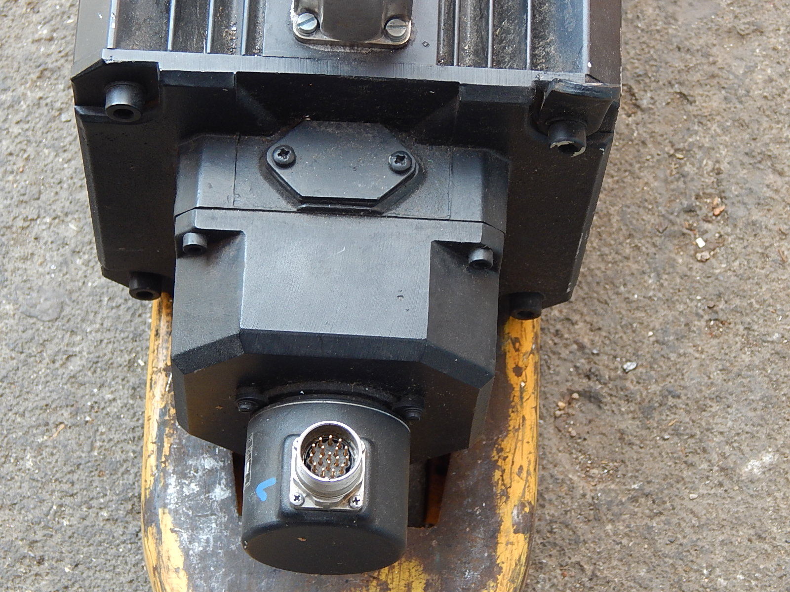 BAUMÜLLER Servomotor   DS 100-M  Used