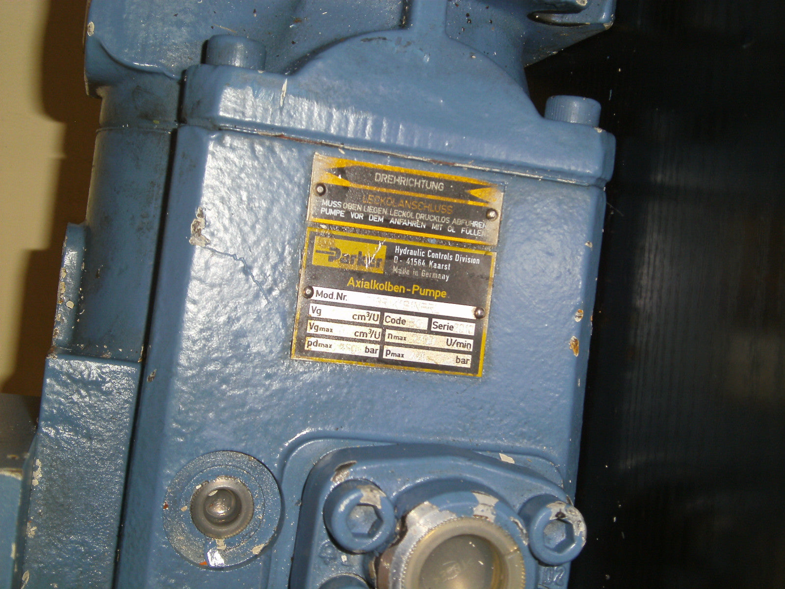 Parker Axialkolben-Pumpe PV016R1K1S1NPRL