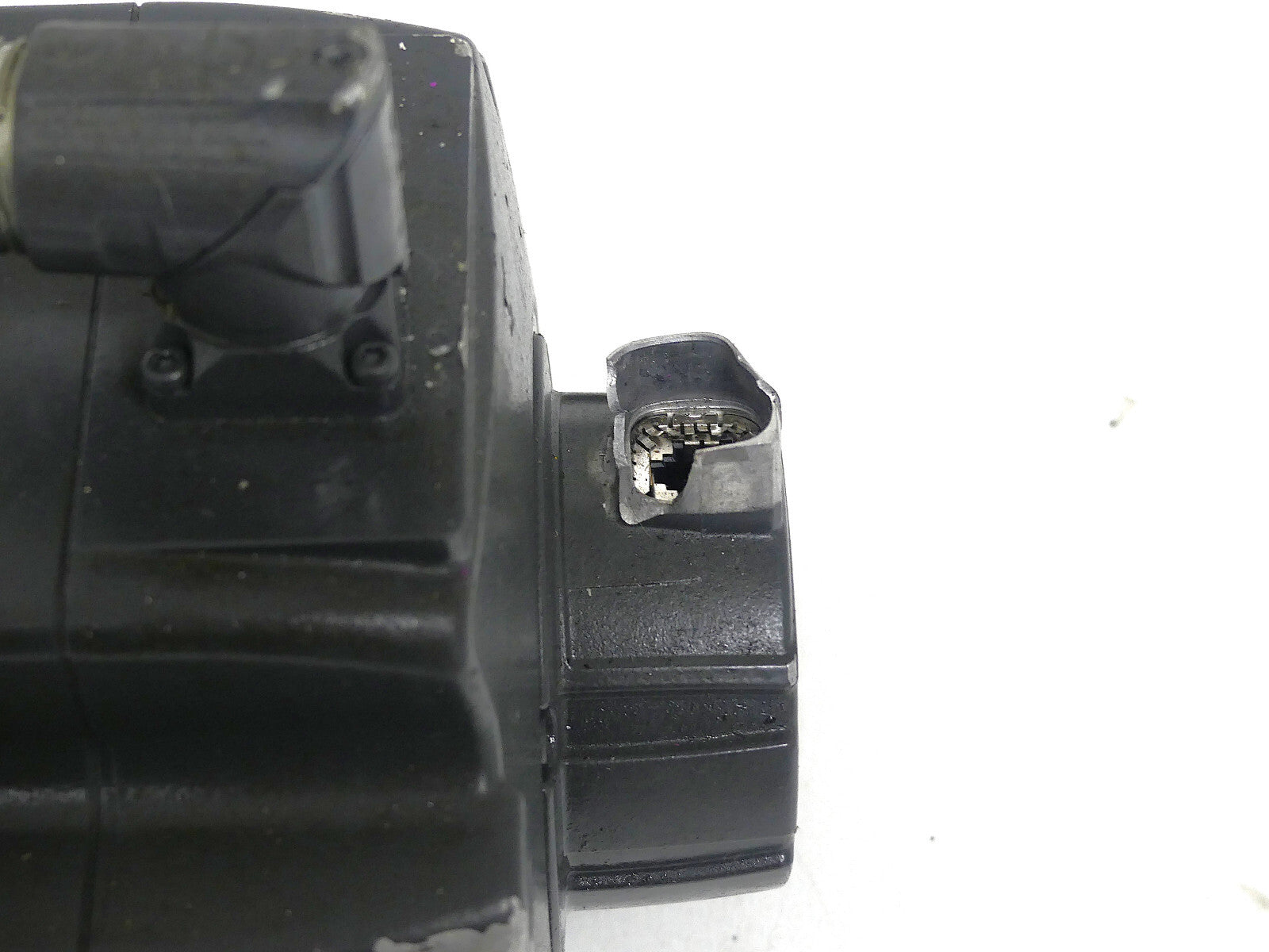 SIEMENS 1FK7083-2AH71-1CH1 (leicht beschädigt)