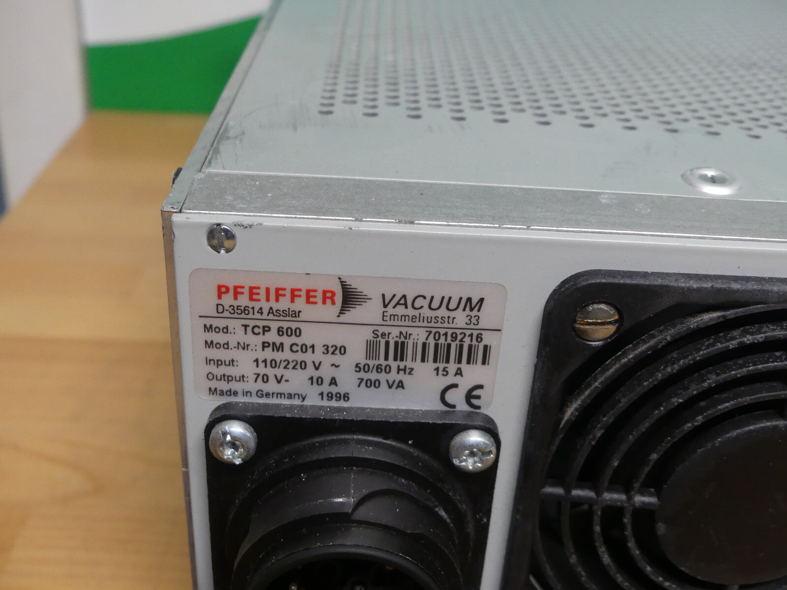 Pfeiffer Vacuum TCP 600 TCP600 Turbo Vakuumpumpe Controller