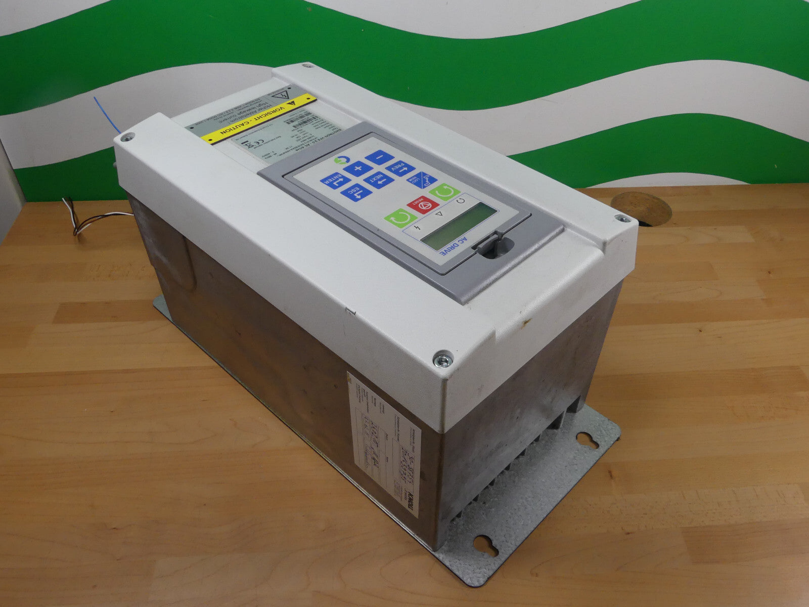 EMOTRON VFA 2.0-AC drive VFX48-013 54CEBSAA-NNNPAP--