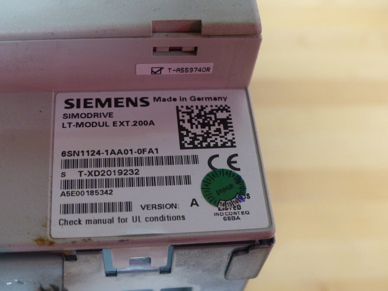 Siemens 6SN1124-1AA01-0FA1   6SN11241AA010FA1  Ver: A