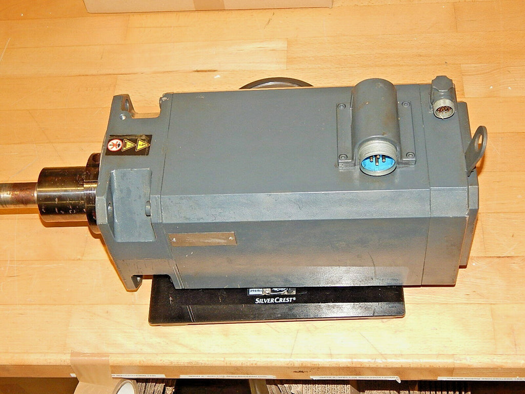 SIEMENS 3~BRUSHLESS-SERVOMOTOR   1FT6105 -8AF71 -1EH1 Used